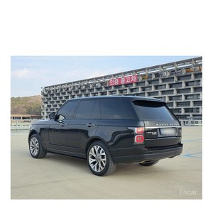 แลนด์โรเวอร์ เรนจ์โรเวอร์ 5.0 SC Vogue SE ธันวาคม 2560 128,000 กม. เกียร์อัตโนมัติ พวงมาลัยซ้าย - Product Image 2