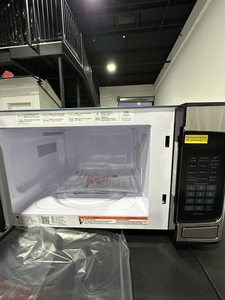 Horno de Microondas de Encimera G-E G-C-S-T11N1WSS 1.1 C-u F-t de 950W, Acero Inoxidable, para Cocina - Product Image 4