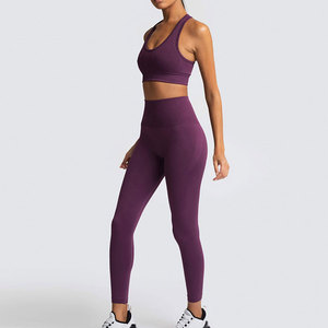 Ensemble de sport personnalisé OEM : Soutien-gorge de sport uni et legging taille haute pour femme – Idéal pour le fitness et l'entraînement - Product Image 3