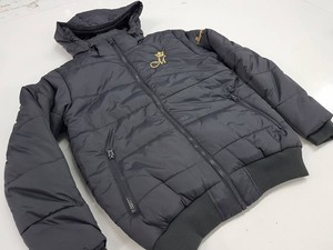 Chaqueta Cortavientos Personalizada para Hombre con Tela de Alto Rendimiento, Diseño Moderno para Exteriores, Chaqueta Acolchada con Capucha y Logotipo Bordado - Product Image 6
