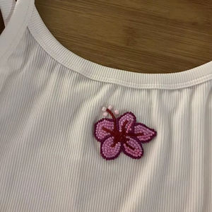 Camiseta de moda para mujer, hombre y niña, con bordado de cuentas de doble cara móvil, fabricada con la mejor calidad, camiseta de mujer con cuentas. - Product Image 2