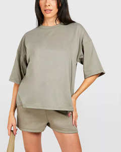 Ensemble T-shirt et short en coton 100 % fabriqué en usine, grande taille, col rond, épaules tombantes, manches courtes, couleur unie, écologique et respirant - Product Image 4