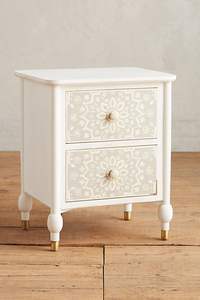 Elegante Gabinete Lateral Decorativo con Incrustaciones de Hueso, Mueble de Almacenamiento de Madera Hecho a Mano con Patrón Artesanal - Product Image 4