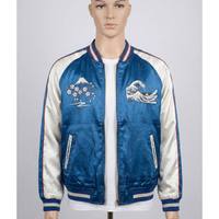 Veste de baseball Sukajan en satin bleu, style japonais, broderie vintage, patchwork, toile, streetwear, Mont Fuji, Grande Vague, Ukiyo-e
