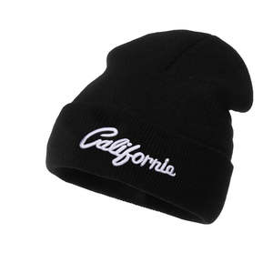 Gorro de punto personalizado con letras bordadas, de acrílico, cálido para invierno, con puño acanalado, gorro de esquí, unisex, ropa deportiva, precio de fábrica OEM - Product Image 4