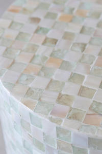 Taburetes Cilíndricos con Diseño de Tablero de Ajedrez Blanco y Verde, Mesa Auxiliar Pequeña de Mosaico Hecha a Mano con Madreperla, Decoración para Sala de Estar y Dormitorio - Product Image 3
