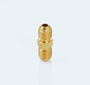 Conector de latón Industrial BrassBlizz con abocardado de 5/16, rosca 1/2-20, 45 grados, SAE 1200 PSI, para uniones de línea de aire acondicionado, hidráulica, combustible y gas - Product Image 2