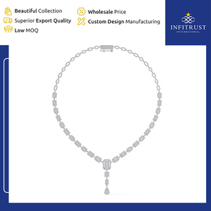 Collar Personalizable con Diamante Cultivado en Laboratorio, Certificado por IGI, Hecho a Mano en Plata de Ley 925 y Oro de 9K, con Claridad VVS Excelente - Product Image 4