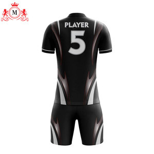 ชุดเสื้อฟุตบอลสีดำแบบซับลิเมชั่นสำหรับผู้ชาย กางเกงขาสั้น ชุดยูนิฟอร์มฟุตบอลผู้ใหญ่ ผ้าโพลีเอสเตอร์ระบายอากาศได้ดี หมายเลข 5 ของผู้เล่น สามารถปรับแต่งได้ - Product Image 3
