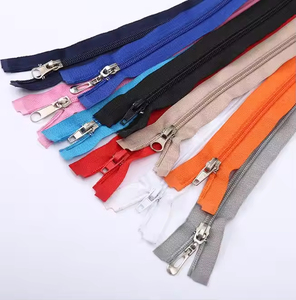 Vente en gros personnalisée multicolore 3 #   5 #   8 #   Fermetures éclair en nylon à extrémités ouvertes de 20 cm et 25 cm de long pour vestes et sacs - Product Image 3