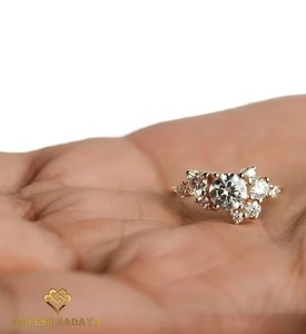 Bague en or massif 14K 18K avec diamants de laboratoire certifiés IGI, style cluster de créateur, vente en gros, cadeau d'anniversaire, bague de mariage - Product Image 5