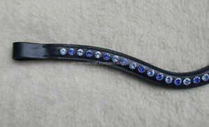 Banda para la Frente de Cuero Genuino de Primera Calidad, Forma de Ola, Cristales de 6 mm, Disponible en Muchos Colores y Tamaños Personalizados - Product Image 5