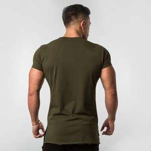 Fabricante de Ropa OEM, Último Diseño 2026, Ropa Deportiva para Hombre, Estilo Gimnasio y Running, Camisetas de Secado Rápido, Venta al Por Mayor - Product Image 2