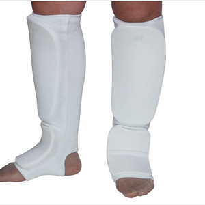Espinilleras Ligeras con Carcasa Exterior Resistente, Acolchado Transpirable, Ajuste Cómodo, Perfectas para Entrenamiento Deportivo de Fútbol - Product Image 5