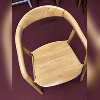 Fauteuil lounge moderne en bois massif avec dossier incurvé, fauteuil en bois pour salon, mobilier d'hôtel