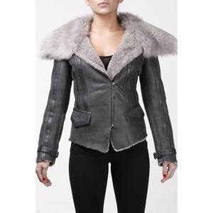 Chaqueta de Cuero Genuino de Oveja para Mujer, Estilo Minimalista, Corta, Suave al Tacto, Venta al Por Mayor Personalizada - Product Image 2