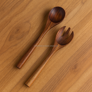 Juego de servidor de ensalada de estilo artesano de madera ecológico colorido con acabado de rayas multicolores cubiertos hechos a mano por Royal Artisans - Product Image 5