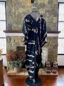 ชุดเดรสคาฟทันผ้าเรยอนย้อมสีแบบชิโบริ ไซส์พลัส ทรงหลวม สวมใส่สบาย เหมาะสำหรับพักผ่อน - Product Image 6