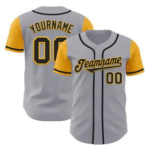 เสื้อเบสบอลพิมพ์ลายแบบซับลิเมชั่นคุณภาพสูง ปักชื่อทีมและชื่อผู้เล่น แขนสั้น ติดกระดุมเต็มตัว เสื้อซอฟต์บอลสั่งทำได้ MOQ ต่ำ - Product Image 1