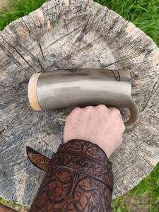 Mug en corne naturelle artisanal, style animal exquis, poli pour une expérience de plaisir supérieure - Product Image 4