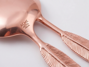 Juego de cucharas de acero inoxidable con revestimiento PVD en oro rosa, con mango estilo pluma, perfecto para bodas, banquetes, restaurantes y cenas en casa. - Product Image 2