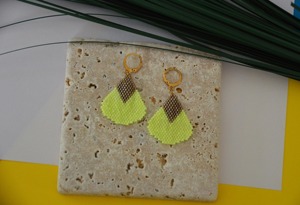 Boucles d'oreilles perlées de luxe, finition haut de gamme, finition lisse, prix d'usine en gros - Product Image 4