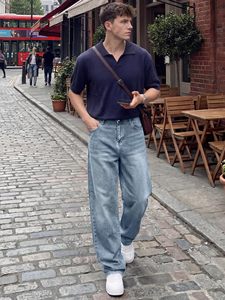 Pantalon en jean délavé à jambe large avec motif imprimé, coupe classique, options de patchwork personnalisé et de marque privée pour les marques de mode - Product Image 6