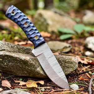 Cuchillo de caza de acero de Damasco hecho a mano con mango de madera de pakka, con funda, hoja fija, personalizable, OEM, táctico de supervivencia. - Product Image 2
