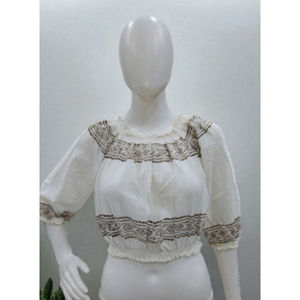 เสื้อครอปท็อปสไตล์โบฮีเมียนพรีเมียม ผ้าฝ้ายทอมือ คอเสื้อยืด แขนทรงบอลลูน ลายพิมพ์บล็อก - Product Image 1