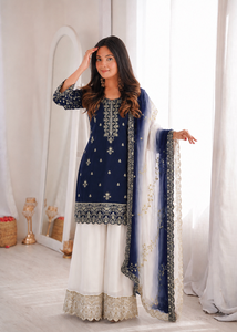 Ensemble ethnique prêt-à-porter en soie naturelle pure avec broderie de sequins, haut, pantalon palazzo et dupatta en organza de soie Kundan, entièrement cousu WSP 1402 - Product Image 1