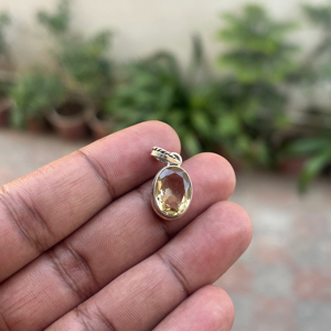 Pendentif ovale en citrine, fait main, argent sterling 925, bijou en pierre précieuse, collier délicat, cadeau unique pour femme au meilleur prix - Product Image 1