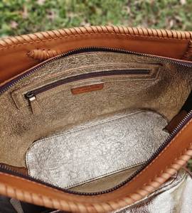 Handmade Western Hand-Carved Tooled Other Material Fashion Waterproof Womens <b>Handbag</b> & Purse with <b>Pearl</b> - Product Image 3