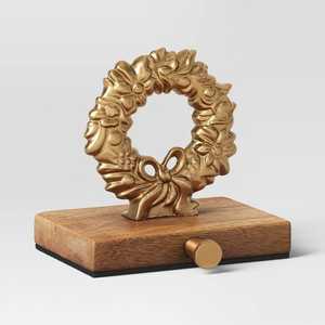Golden Metal <b>Christmas</b> <b>Wreath</b> Decorative Stocking Holder With Bow Design Luxury Holiday Ornament tabletop Display Gift Items - Product Image 5