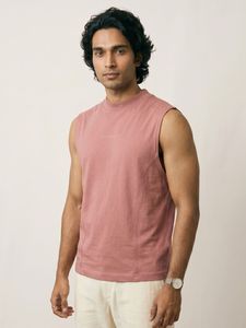 T-shirt rose uni moulant sans manches pour homme, col montant, décontracté, athlétique, extensible, confortable, style streetwear pour le quotidien - Product Image 3