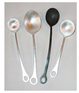 Juego de cubiertos de acero inoxidable con acabado plateado, elegante vajilla de cocina, cubertería y artículos de lujo. - Product Image 1