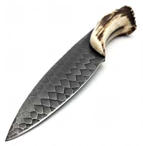 Couteau utilitaire d'extérieur artisanal en acier forgé au carbone, motif écaille de dragon, manche en corne de cerf, outil de travail manuel - Product Image 2