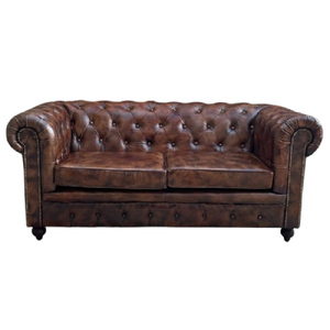 โซฟาหนังสีน้ำตาลแทนคลาสสิก พนักพิงแบบกระดุมลึก แขนโค้งมน เฟอร์นิเจอร์ห้องนั่งเล่นสไตล์ทรานซิชั่นสุดหรู ทำจากไม้ที่เป็นมิตรกับสิ่งแวดล้อม - Product Image 1