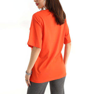 Camisetas de Mujer Hechas con Material 100% Poliéster, Estampadas, Estilo Moderno y a la Moda - Product Image 2