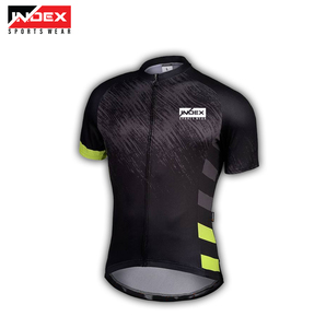 เสื้อปั่นจักรยานแขนสั้นผู้ชาย INDEX สีดำ แต่งสีเขียวมะนาว ซิปเต็มตัว ระบายอากาศได้ดี - Product Image 1