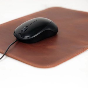 แผ่นรองเมาส์หนังแท้พื้นผิวสัมผัสนุ่มแผ่นรองเมาส์หนังวัวหรูหราสำหรับการเขียนเชิงสร้างสรรค์ LMP-0080 - Product Image 1