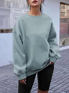 Sweat-shirt surdimensionné bleu clair à col rond pour femme, pull décontracté et confortable, mode automne, tenues pour femmes - Product Image 5