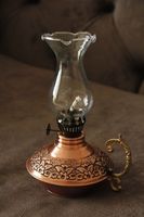 Nouvelle arrivée, lampe à huile décorative de qualité supérieure, en laiton, faite à la main, décoration de mariage, accent traditionnel pour la maison, fabriquée en Inde, meilleur prix