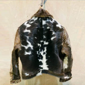 Chaqueta de Cuero Auténtico de Piel de Vaca, Estilo Camionero, Hecha a Medida, Resistente al Viento, para Invierno, con Pelo de Vaca - Product Image 2