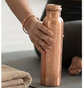 Artisanal <b>Copper</b> Water Bottle With Embossed Design <b>Screw</b>-On Lid Reusable For Daily Hydration Gym Yoga Travel And Outdoor Office - Product Image 3