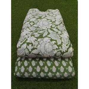 Tissu imprimé floral en coton élégant, matière douce et respirante de qualité supérieure pour la confection de robes Kurti, chemises et textiles artisanaux pour femmes - Product Image 6