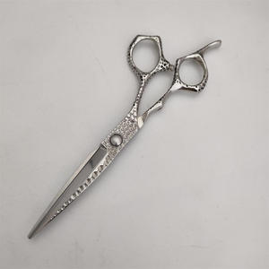 Ciseaux de barbier professionnels pour coiffeurs - Lames en acier inoxydable 4Cr13, lames affûtées, ciseaux à effiler, manche multi-couches en céramique - Product Image 1