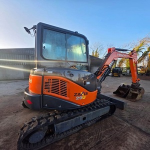 Mini-excavatrice Hitachi avec applications de terrassement polyvalentes pour l'installation de drainage, l'aménagement paysager et les petits projets de construction - Product Image 4