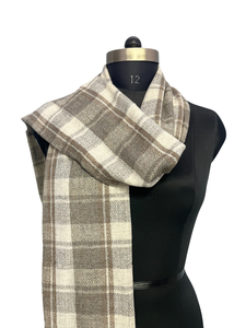 Bufanda de Mujer de Lujo con Diseño a Cuadros en Tonos Tierra, Chal de Lana y Acrílico Hecho a Mano de 28x80 Pulgadas, Chal de Fibra de Invierno Cómodo y de Alta Calidad - Product Image 3