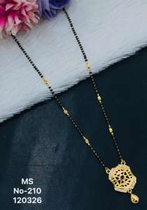 Collar Mangalsutra de Moda con Cadena de Cuentas Negras y Baño de Oro para Mujer |   Joyería para Regalo de Boda, Compromiso o Fiesta - Product Image 2