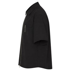 Chemise zippée à manches courtes pour homme, style utilitaire décontracté, streetwear, couleur noire unie, vente en gros OEM - Product Image 3